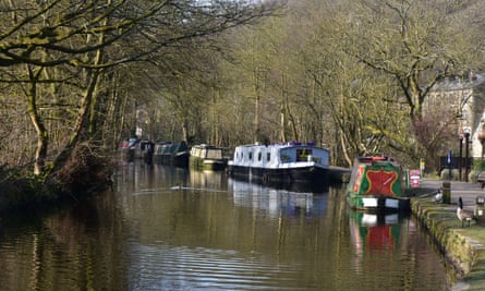 Une grande partie de l'itinéraire de Chris Moss longeait le chemin de halage du canal de Rochdale.