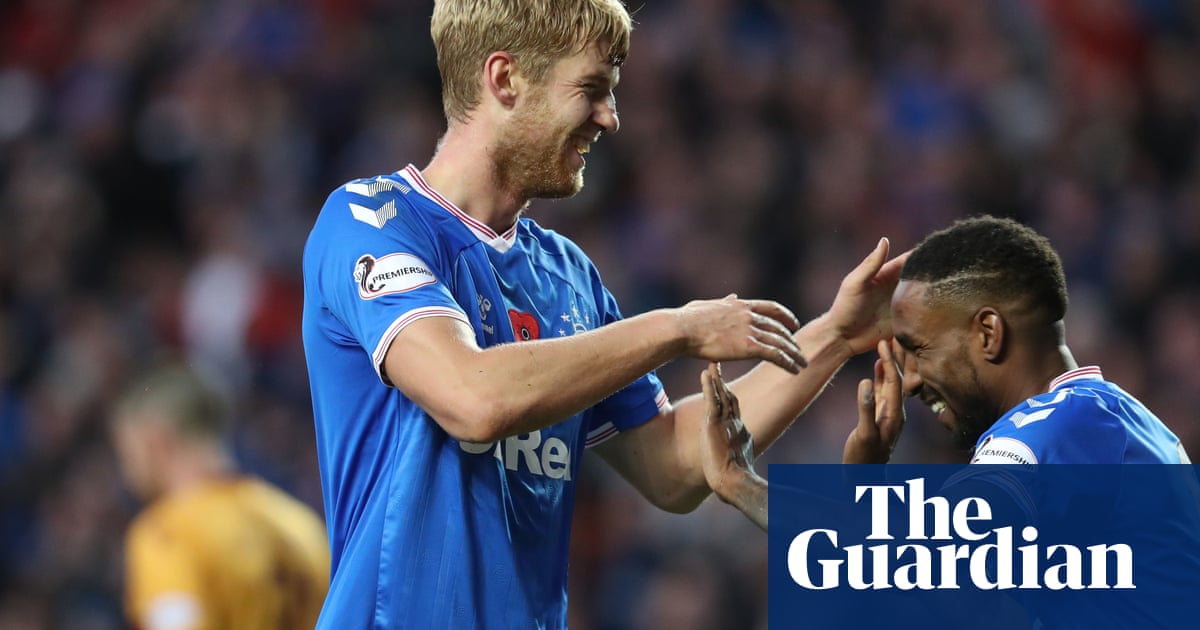 Scottish Premiership: Rangers comeback keeps them level with Celtic