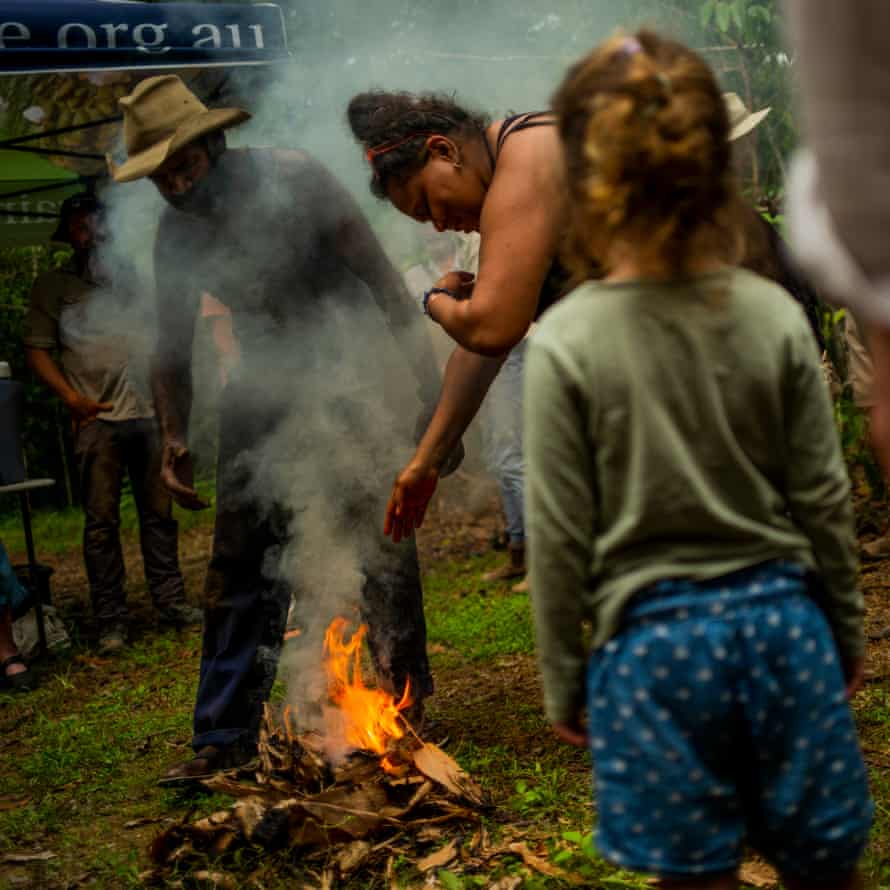 Andrew Solomon, a traditional owner of “Lot 46” that was regenerated by Rainforest Rescue over a ten year period, performs a Welcome to Country before renaming the block ‘Kurranji Bubu’, Cassowary Land in Yalanji language.