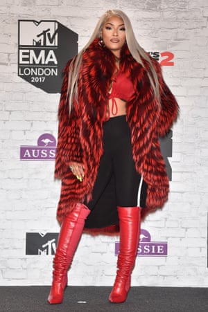 MTV EMAs 2017 - Winners RoomLONDON, ENGLAND - NOVEMBER 12: Stefflon Don poses in the Winners Room during the MTV EMAs 2017 held at The SSE Arena, Wembley on November 12, 2017 in London, England. (Photo by Stephane Cardinale - Corbis/Corbis via Getty Images)