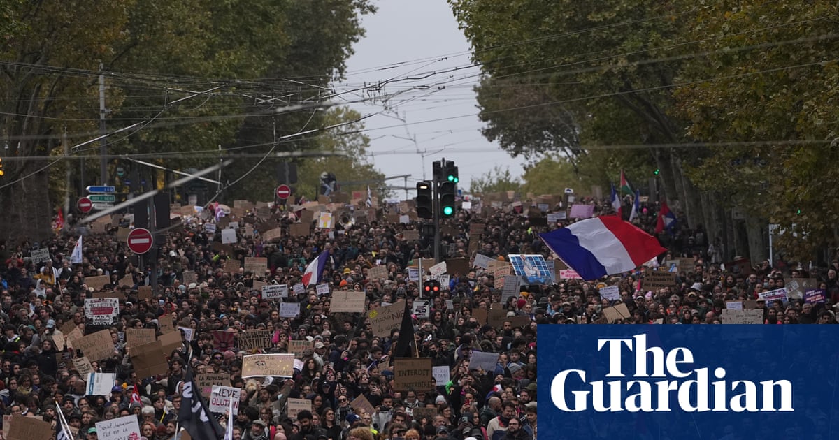 Mass marches in France demand school improvements and challenge policing