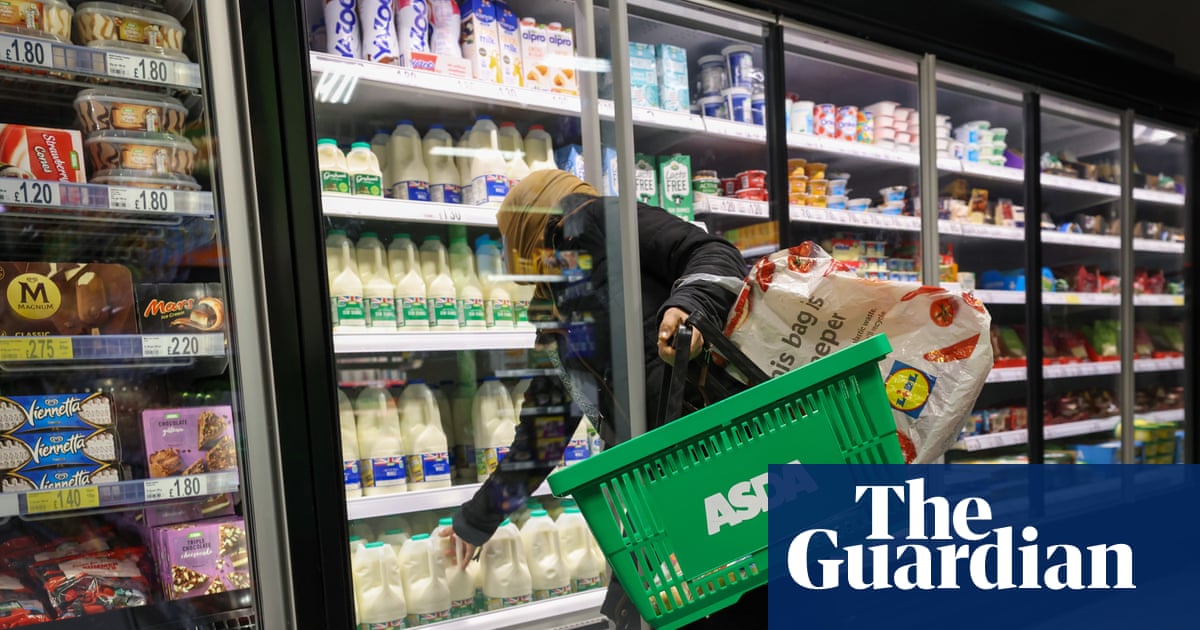 Pessimism takes root in UK as shoppers struggle to afford essentials