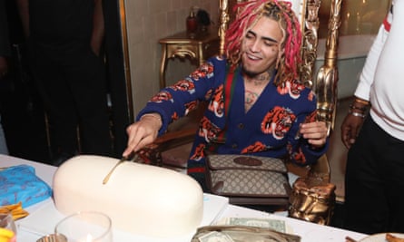 Lil Pump with a drug-shaped cake.
