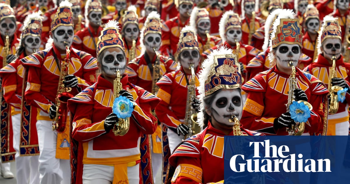 Mexico City S Day Of The Dead Parade 2018 In Pictures World News The Guardian