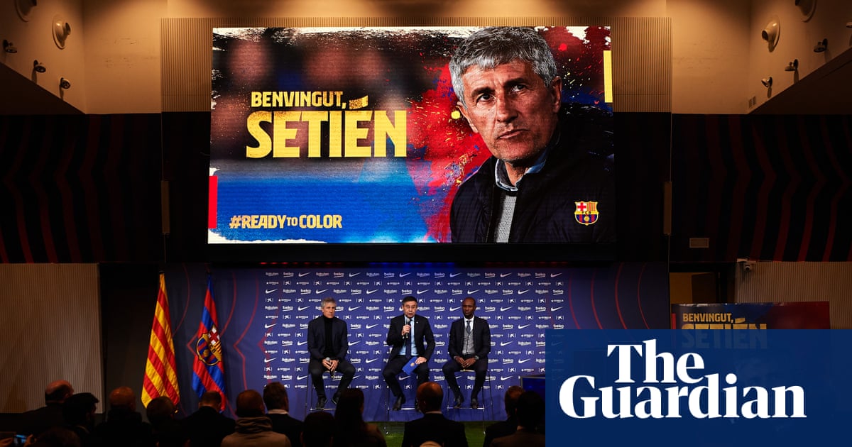 Camp Moo: Quique Setién goes from cows to Barcelona job in 24 hours