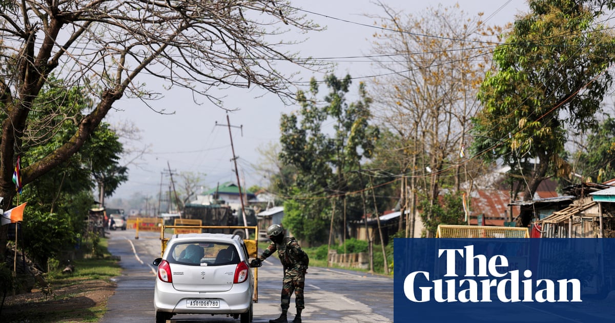 Gesmokkelde Starlink-apparaten die naar verluidt zijn gebruikt om de internetuitval in India te trotseren | Elon Musk Gesmokkelde Starlink-apparaten die naar verluidt zijn gebruikt om de internetuitval in India te trotseren | Elon Musk