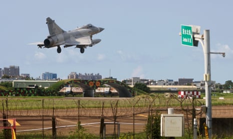 A Mirage 2000-5 jet lands at Hsinchu airbase in Taiwan