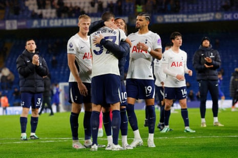 Chelsea v Tottenham: Premier League – live