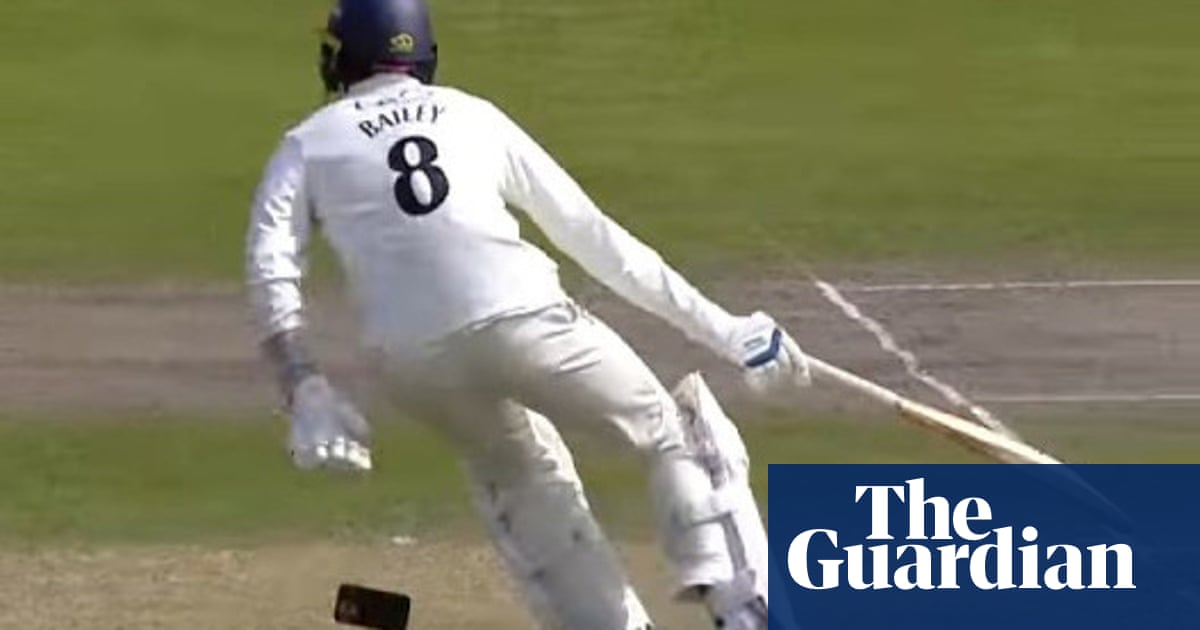 The Spin | Phones, sweets and sandpaper: a pocket history of cricketers’ unusual items