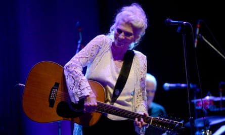 Judy Collins with a guitar