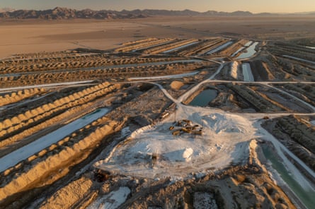 lithium extraction at bristol lake in the mojave desert, california