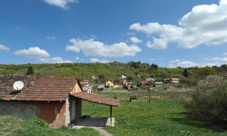 Lyukó valley
