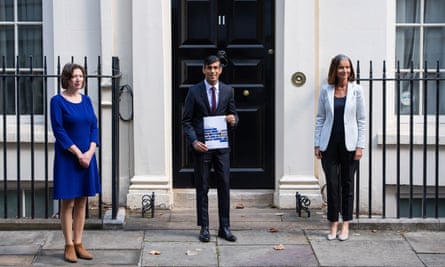 Frances O’Grady, left, with the chancellor, Rishi Sunak, and Carolyn Fairbairn outside No 11 Downing Street