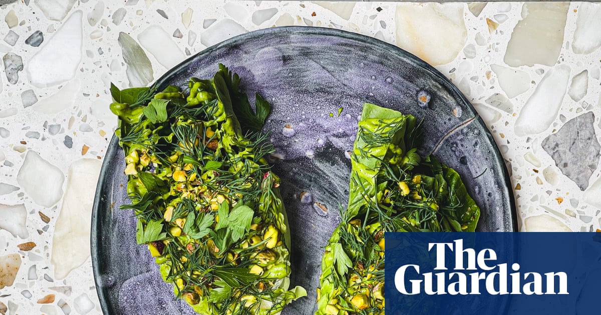 How to turn outer lettuce leaves into mayonnaise – recipe