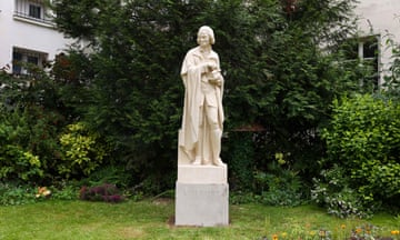 The reinstalled statue of Voltaire by Leon Ernest Drivier