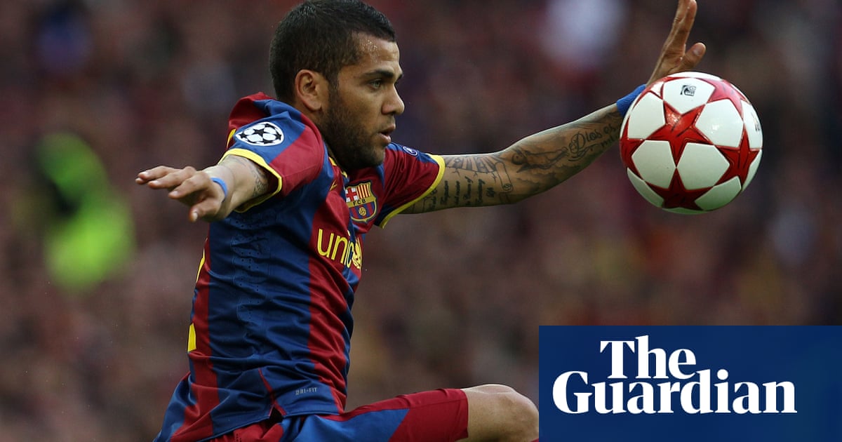 ‘I knew this day would come’: 38-year-old Dani Alves returns to Barcelona