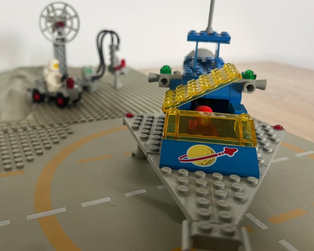 Vintage 1980s space Lego