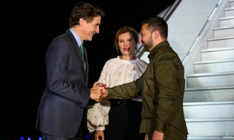 Russia-Ukraine war live: Kyiv secures 5m in new US military aid; President Zelenskiy arrives in Canada | Ukraine Russia-Ukraine war live: Kyiv secures 5m in new US military aid; President Zelenskiy arrives in Canada | Ukraine