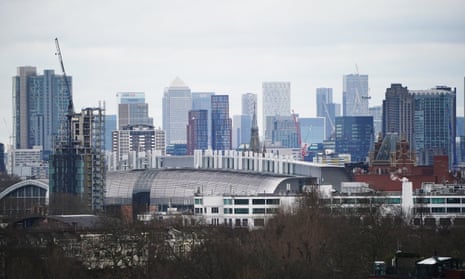 canary wharf and the City of london