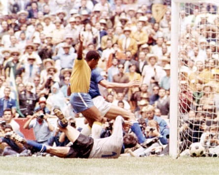 Jairzinho shoots past a sprawling Enrico Albertosi