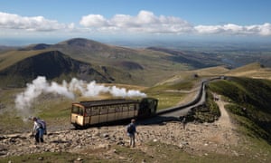 Train on Snowdon Mountain Railway puffing downhill