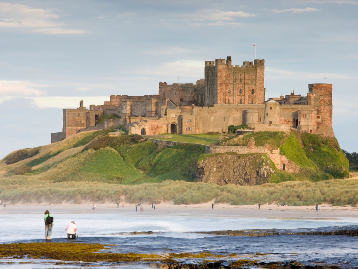 BAMBURGH CASTLE BEACH