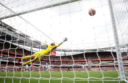 12 August 2023 Arsenal’s Bukayo Saka scores their second goal past Nottingham Forest’s Matt Turner.