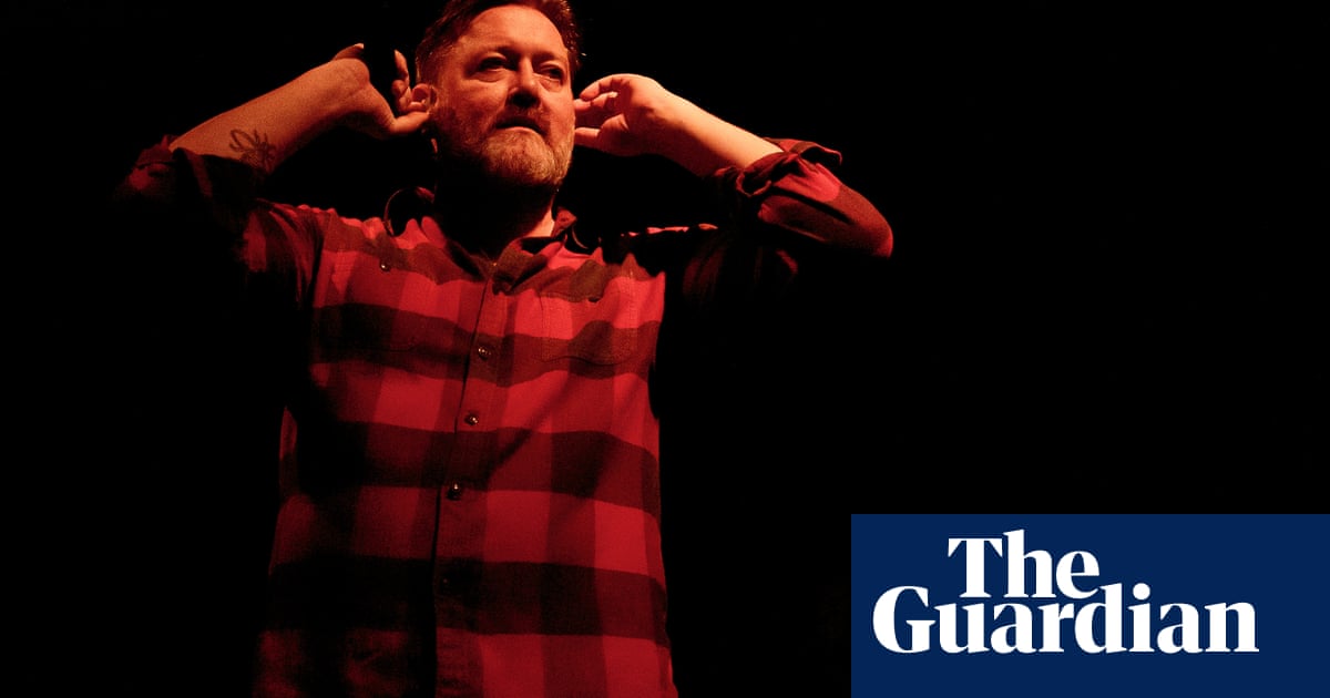 Guy Garvey says music fans should pay more for streaming services