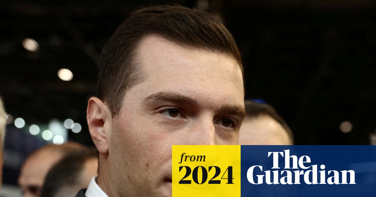 amp.theguardian.com