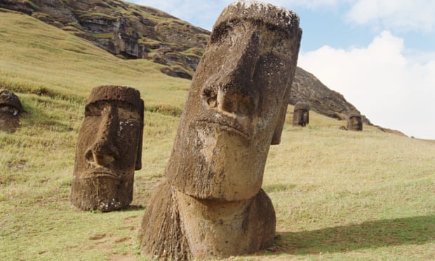 Statues on Easter Island. Experts disagree with Diamond over the demise of the indigenous people.