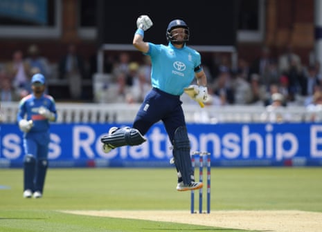 Ben Duckett celebrates his century
