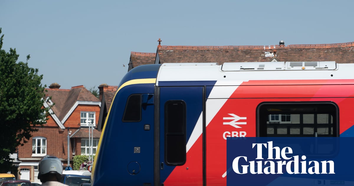 UK Train Leasing Executive Pay and Dividend Payouts Trigger Fresh Scrutiny