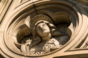 A statue outside St Patrick's Cathedral