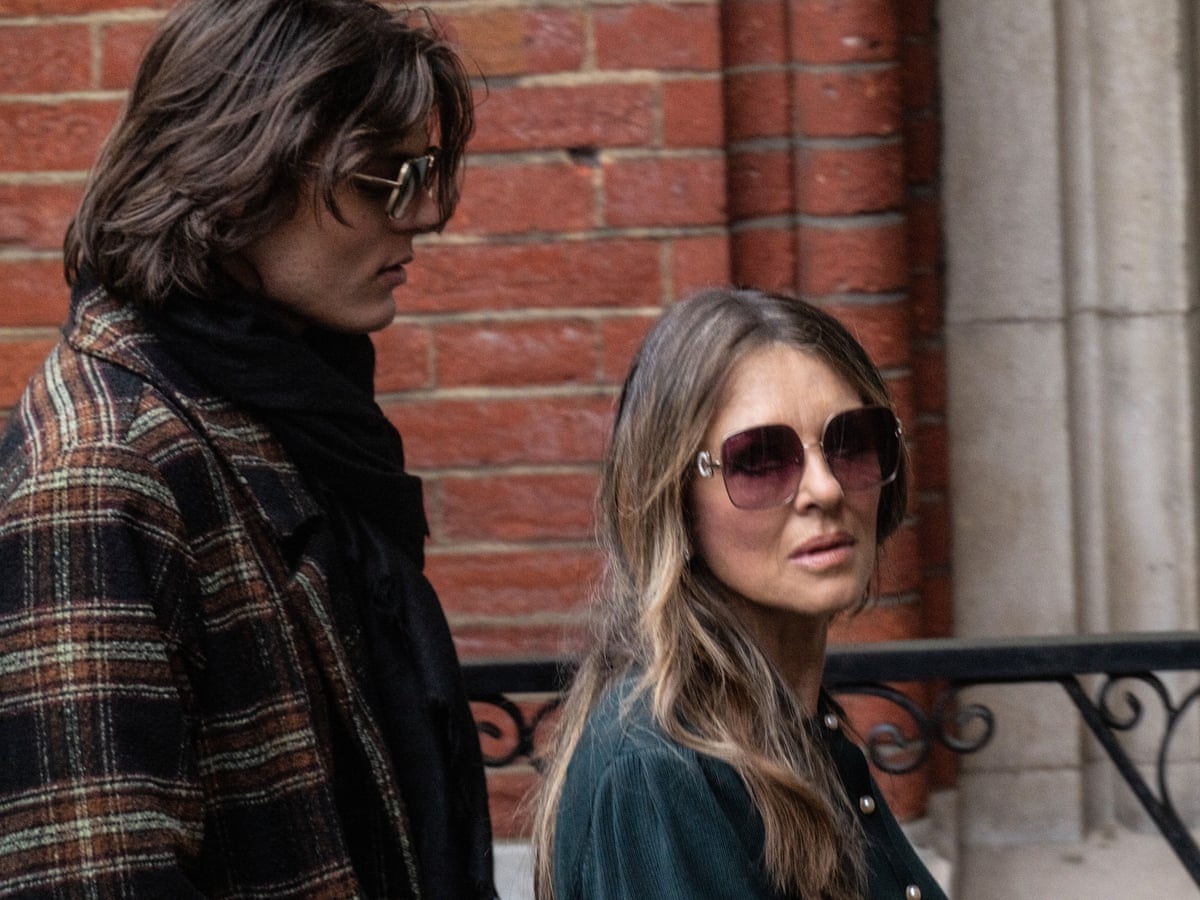 Liz Hurley Accuses Daily Mail Publisher of Bugging Windowsill