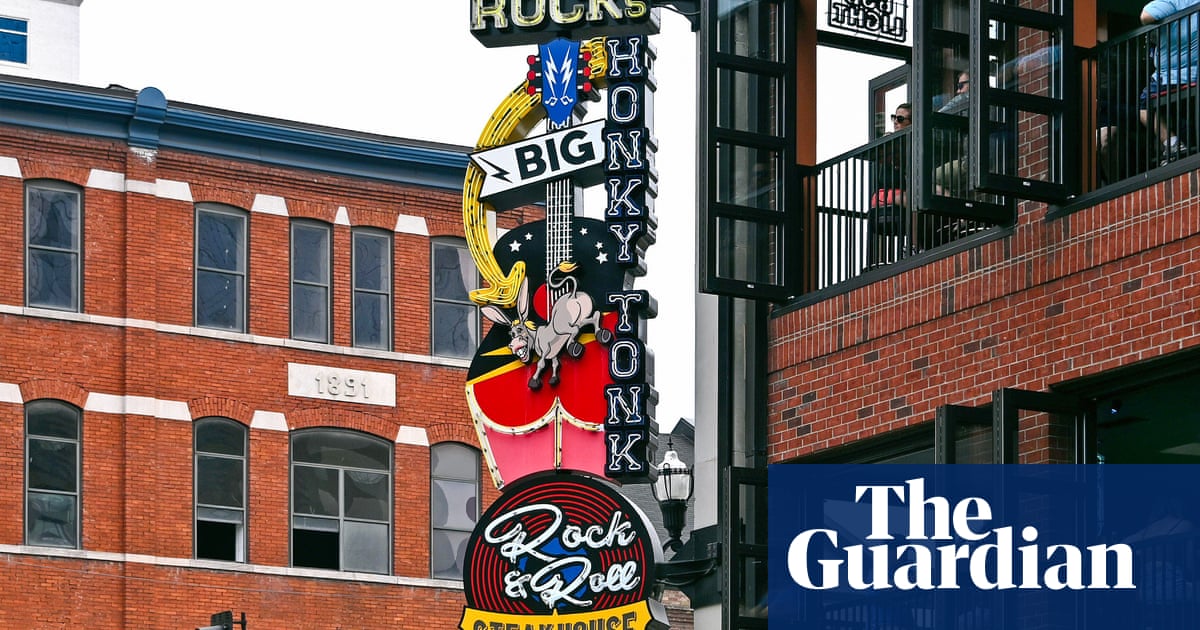 Kid Rock’s restaurant workers asked to go home to avoid rumored Ice raids