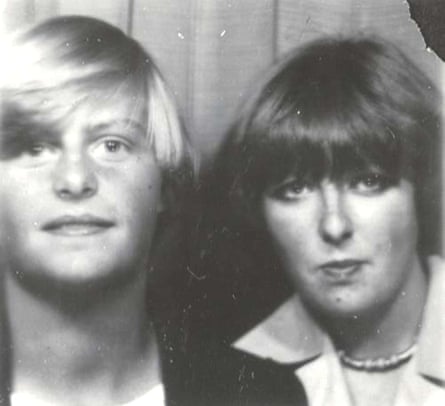 Helen Scott (left) and Christine Eadie, both 17, who were murdered in 1977 in Edinburgh .