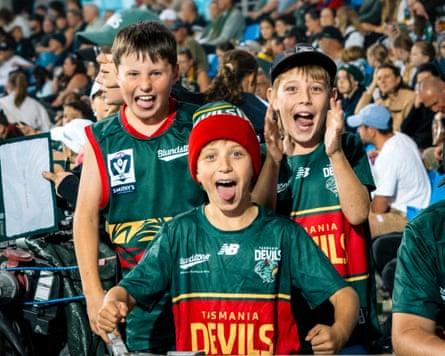 Young Devils fans.