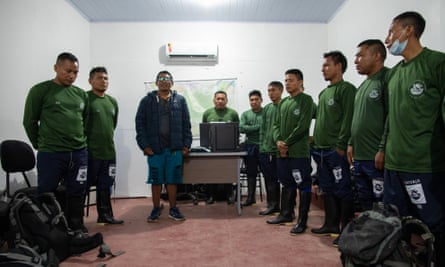 Paulo Marubo gives a pep talk to EVU recruits