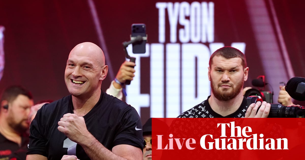 Tyson Fury v Arslanbek Makhmudov: heavyweight boxing – live
