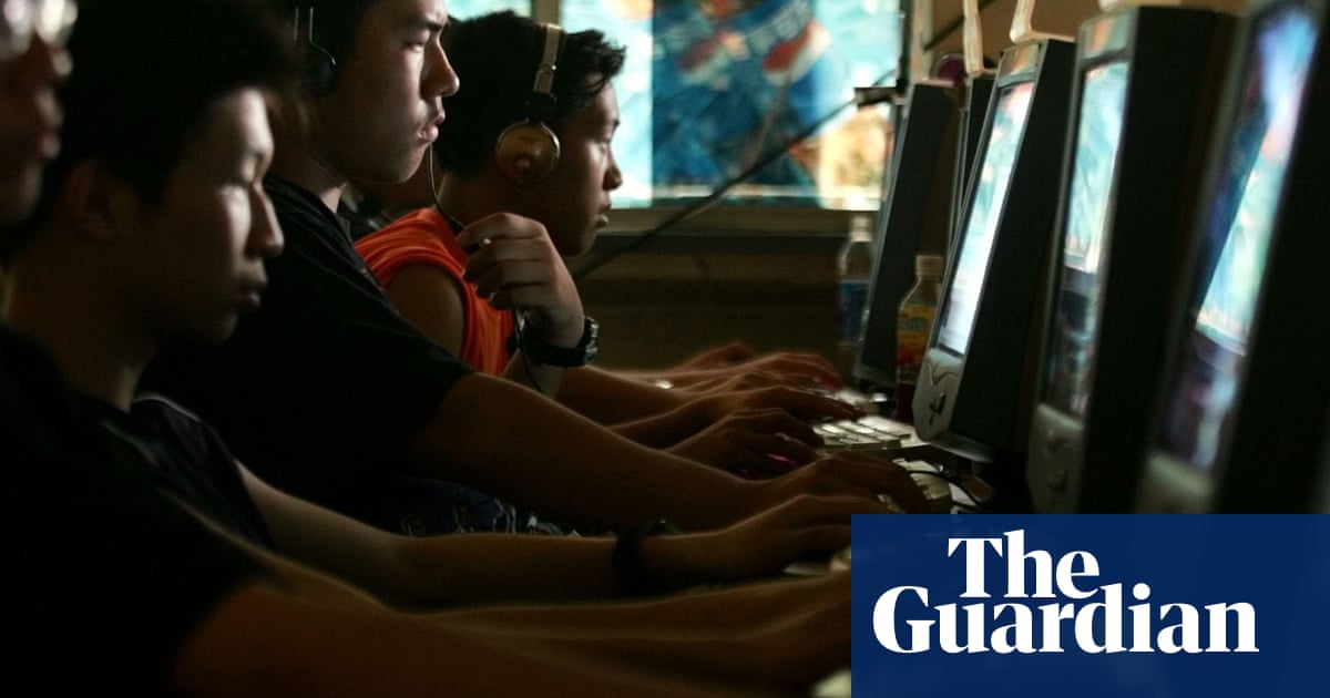 ‘Why would he take such a risk?’ How a famous Chinese author befriended his censor – podcast
