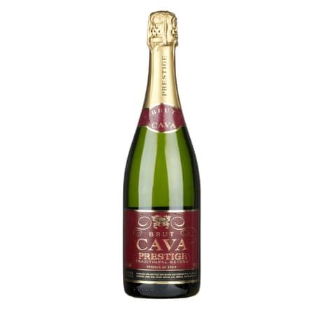 25 of 2021's best sparkling wines under £40, from £10 cava to champagne and  English fizz