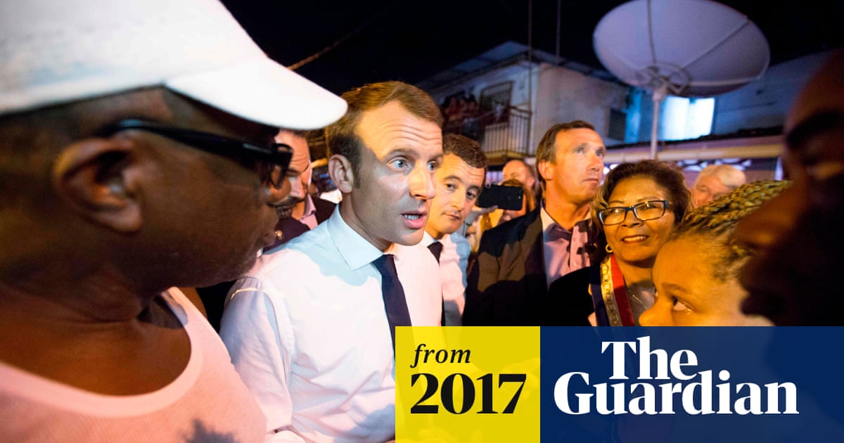 Won't help your schoolwork': Emmanuel Macron sniffs marijuana on French Guiana trip | Emmanuel Macron | The Guardian Won't help your schoolwork': Emmanuel Macron sniffs marijuana on French Guiana trip | Emmanuel Macron | The Guardian