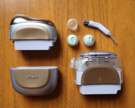 Shark FacialPro Glow-group shot-1