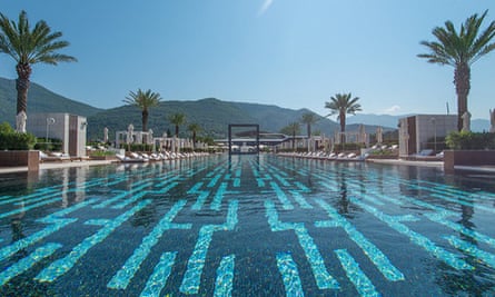 Porto Montenegro pool
