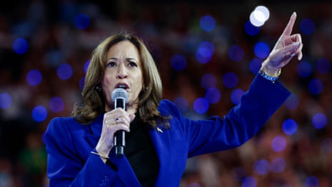 Kamala Harris takes aim at Trump for 'no regrets' over ending Roe v Wade – video