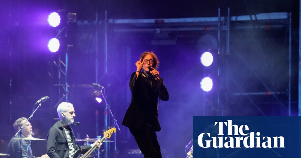 British indie band Pulp agree to play Adelaide festival after boycott u-turn
