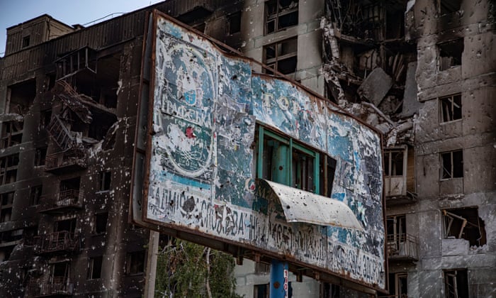A destroyed apartment building in Sievierodonetsk, Luhansk region.