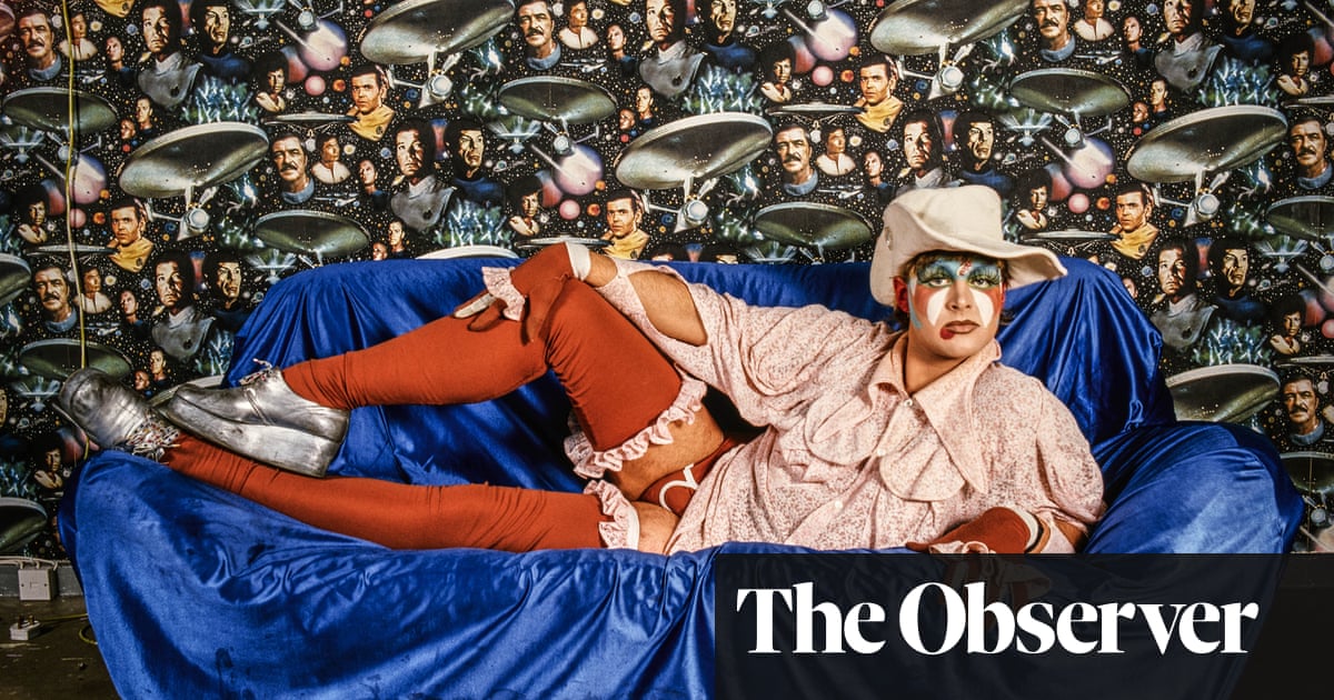 A living, breathing work of art': Leigh Bowery by those who knew him best | Leigh Bowery | The Guardian A living, breathing work of art': Leigh Bowery by those who knew him best | Leigh Bowery | The Guardian