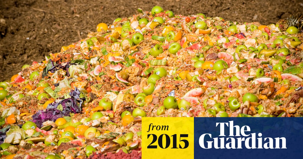 M&S moves to hand out thousands of tonnes of food waste M&S moves to hand out thousands of tonnes of food waste