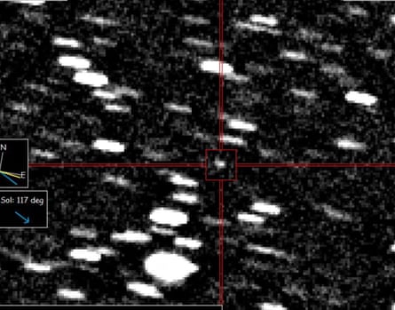 A cross and box marks out the 3I/Atlas comet.